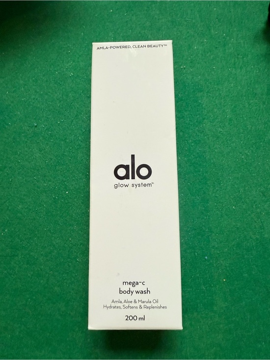 ALO Yoga Other - ALO Yoga glow system mega-c body wash SEALED 200ml